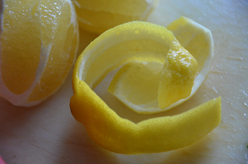 información nutricional de la piel de limón